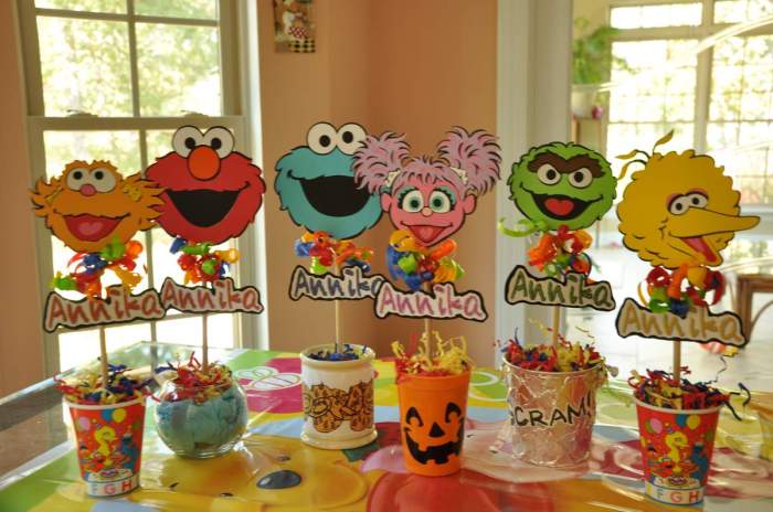 Sesame street wall decor