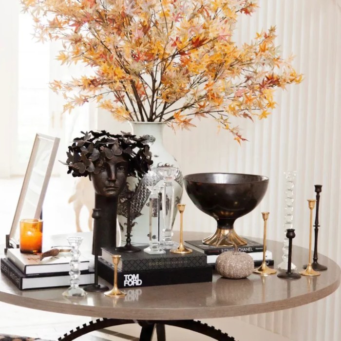 Coffee table decor for fall