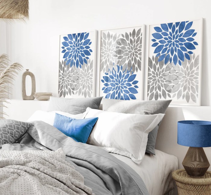 Blue gray wall decor