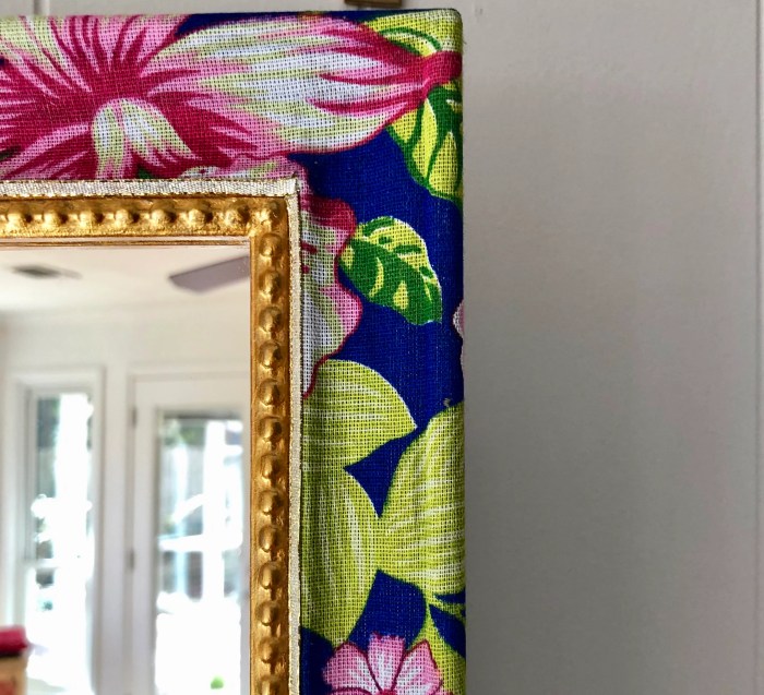 Floral mirror wall decor