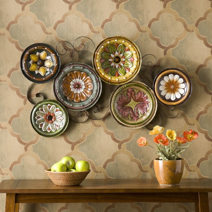 Wall decor plates hang wall